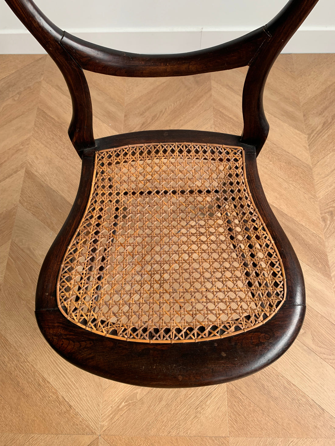 Chaise anglaise 1900 dossier coeur