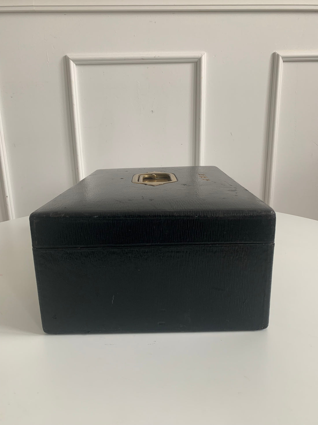 Ancien coffret anglais cuir et laiton