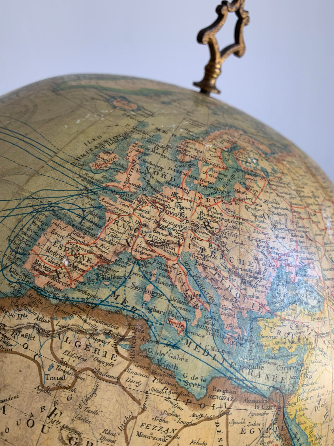 Globe terrestre J. Lebègue XIXème