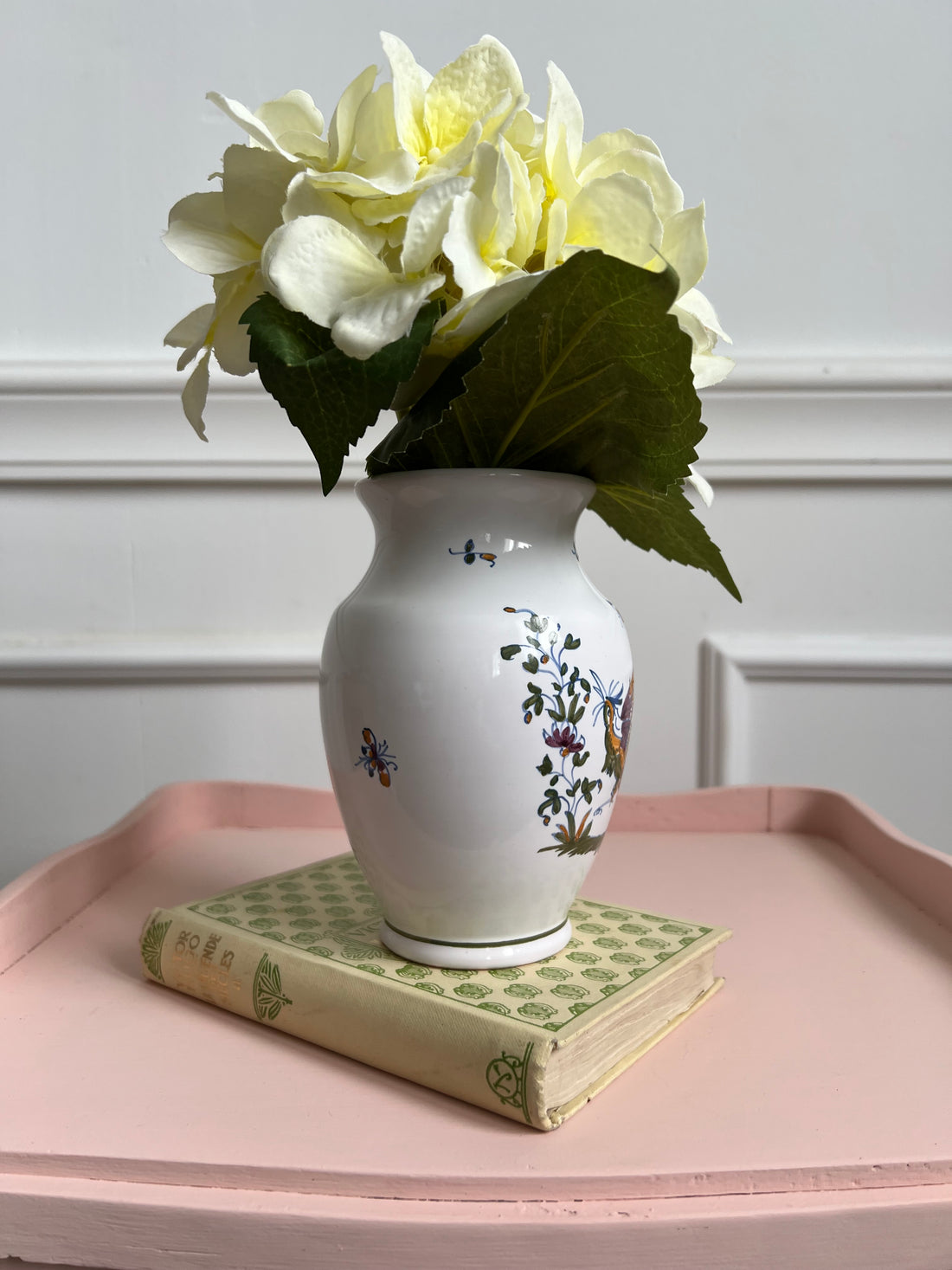 Vase Moustiers