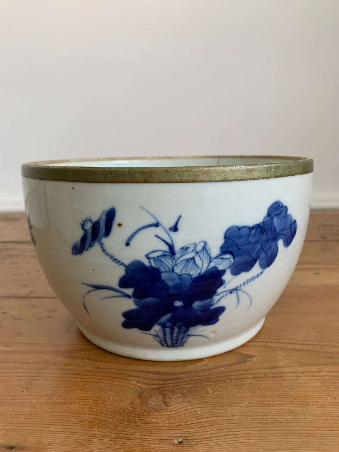 Cache-pot en porcelaine de chine XIXème