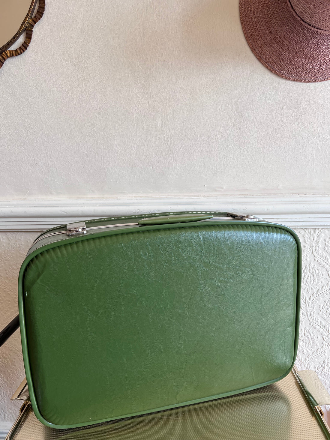 Ensemble de voyage anglais gigogne 1960