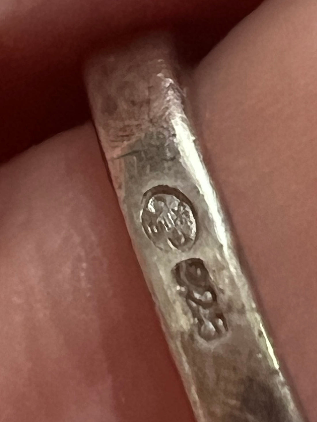 Bague argent 925 et pierre noire facettée avec écrin
