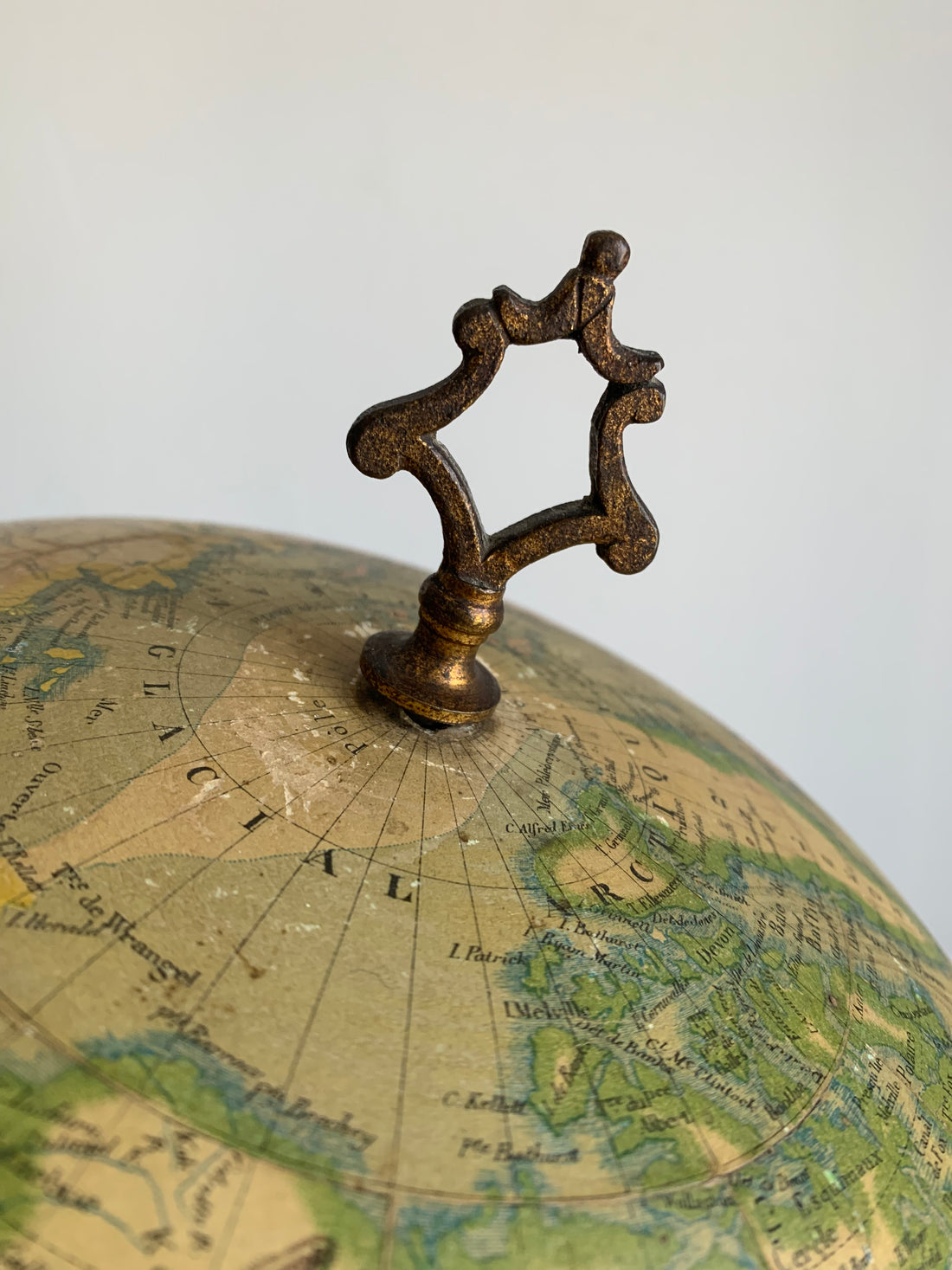 Globe terrestre J. Lebègue XIXème