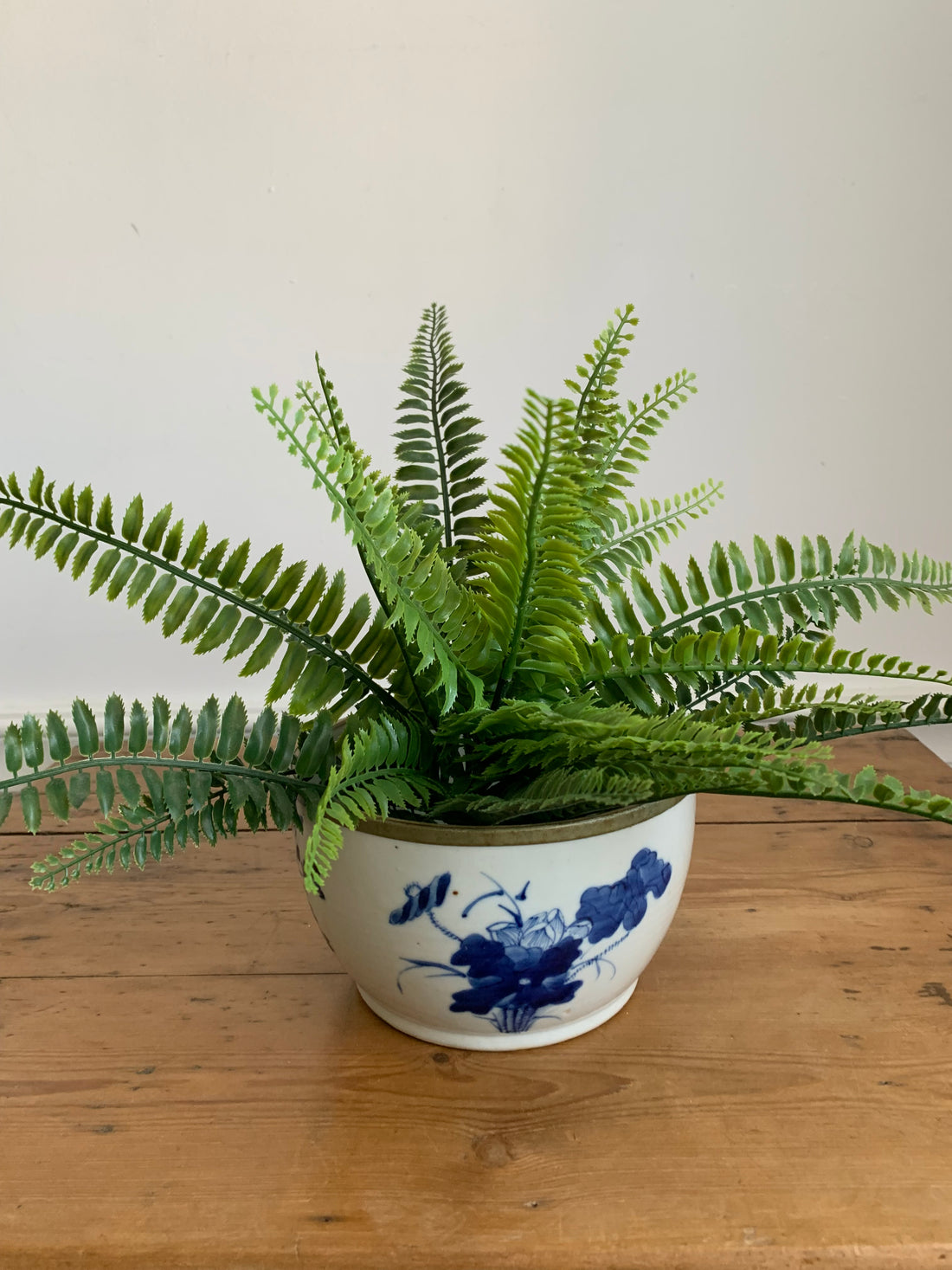 Cache-pot en porcelaine de chine XIXème