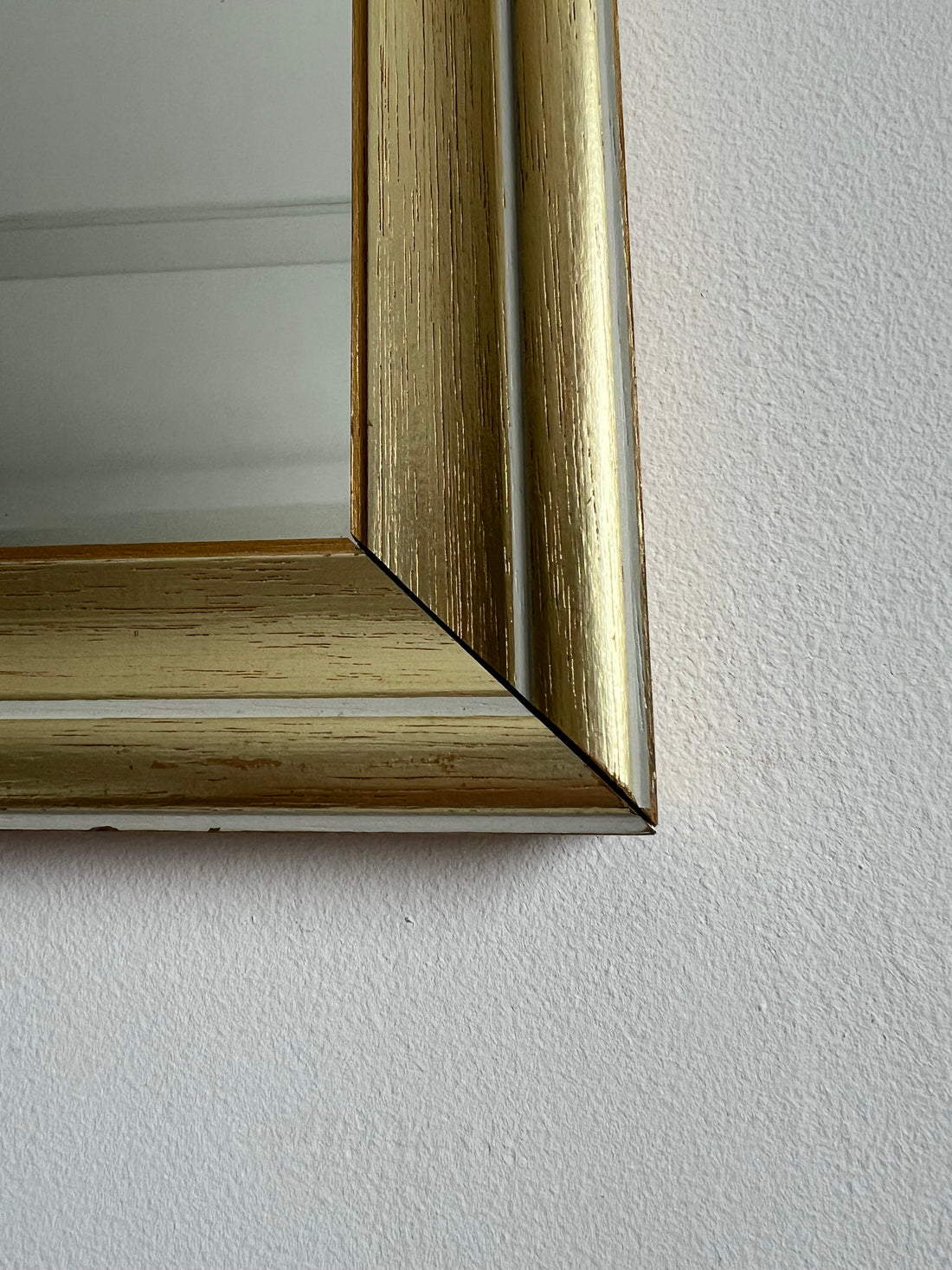 Grand miroir doré