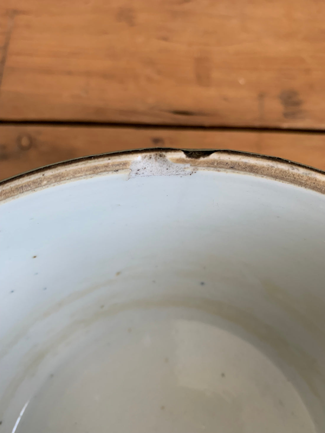 Cache-pot en porcelaine de chine XIXème