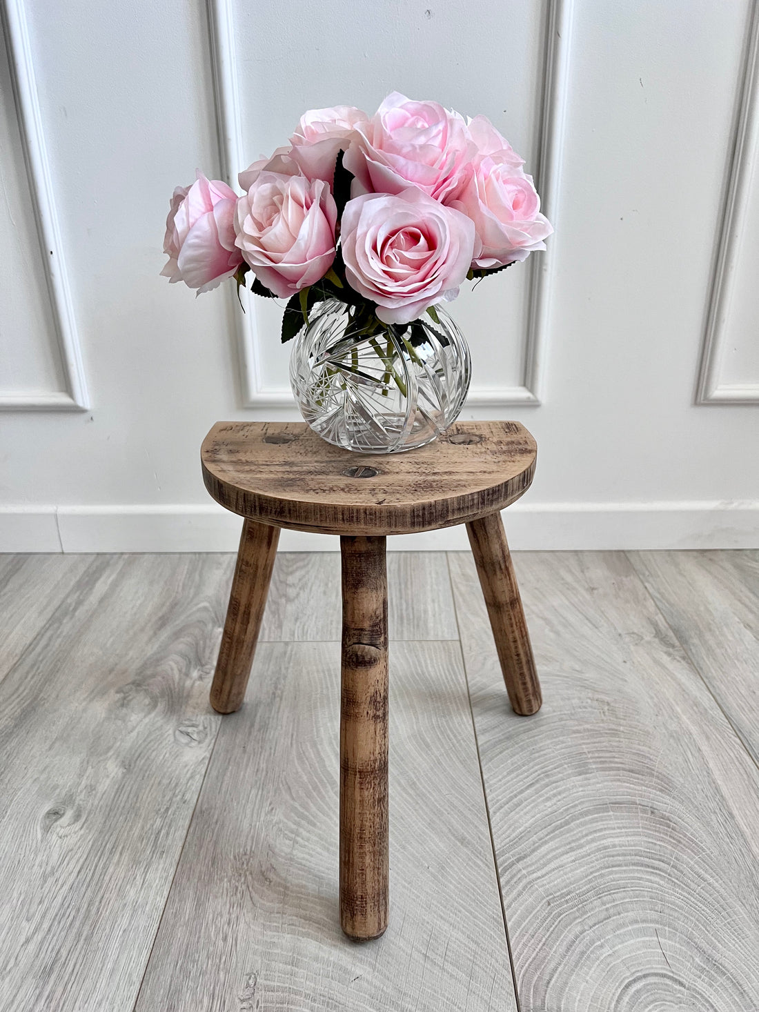 Tabouret ancien tripode