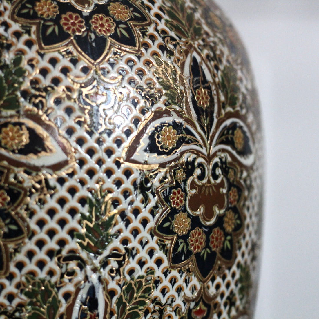 Grand vase chinois doré