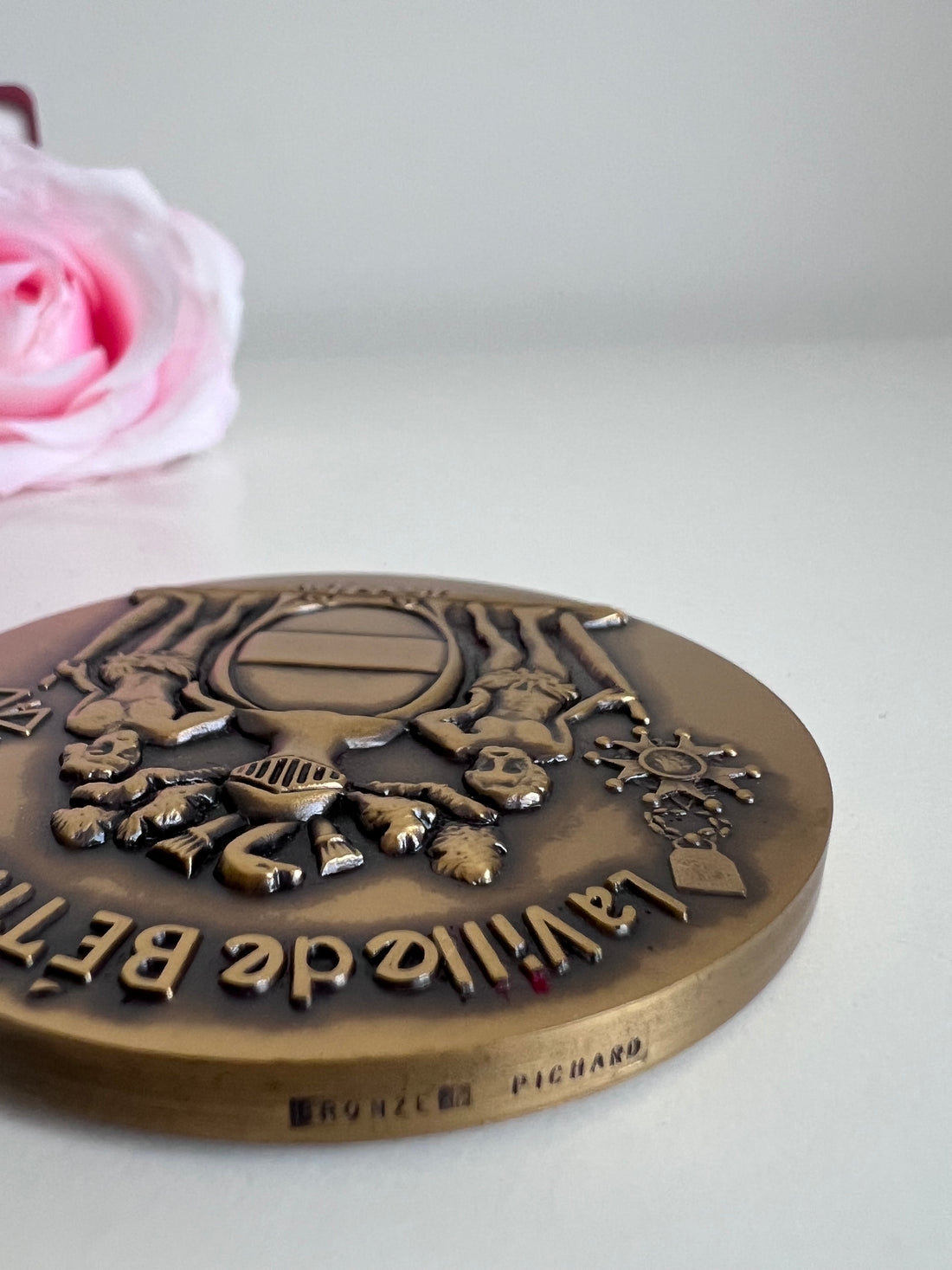 Médaille en bronze officielle Ville de Béthune - Pichard Bijoutier 1970