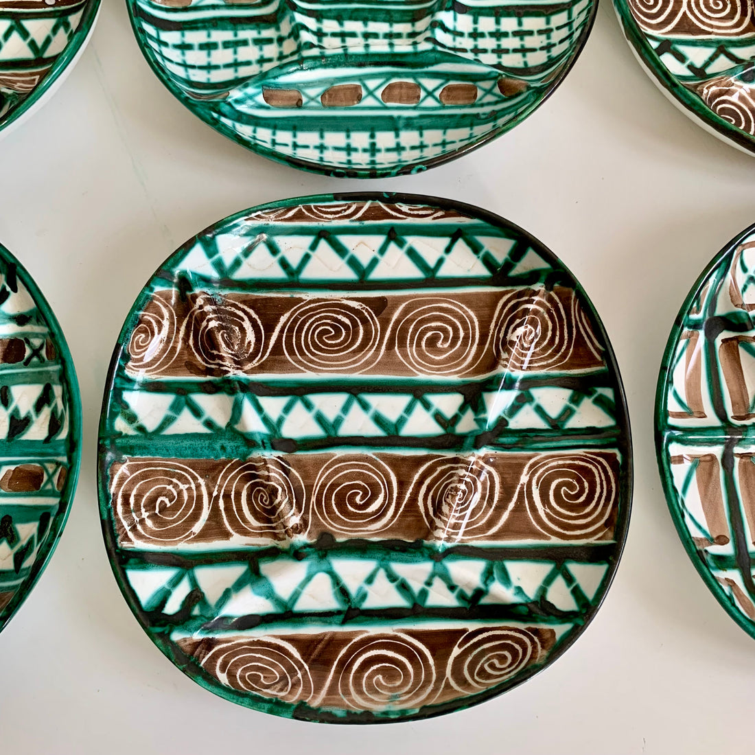 Suite de 6 assiettes Robert Picault