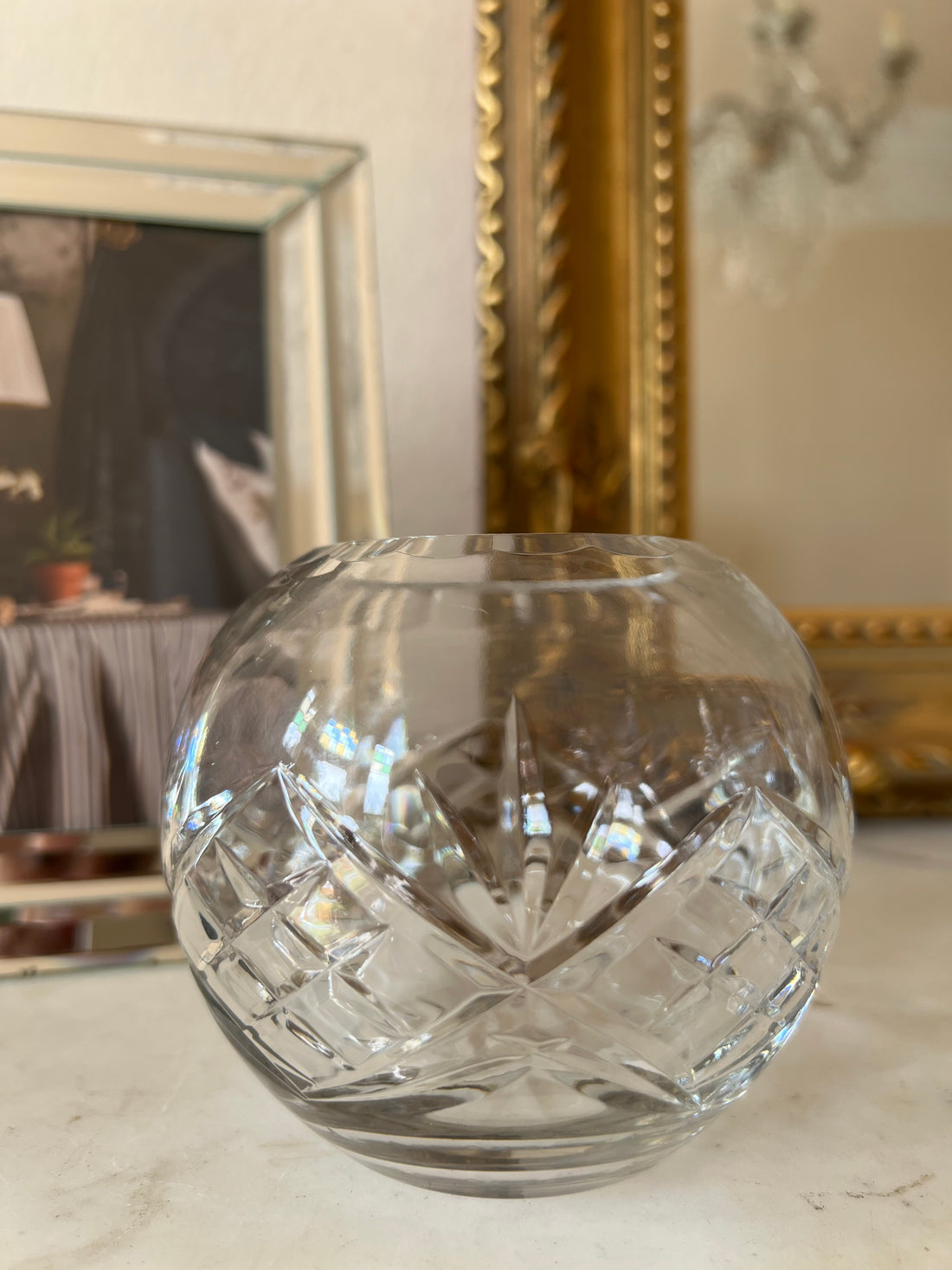 Vases boules en cristal