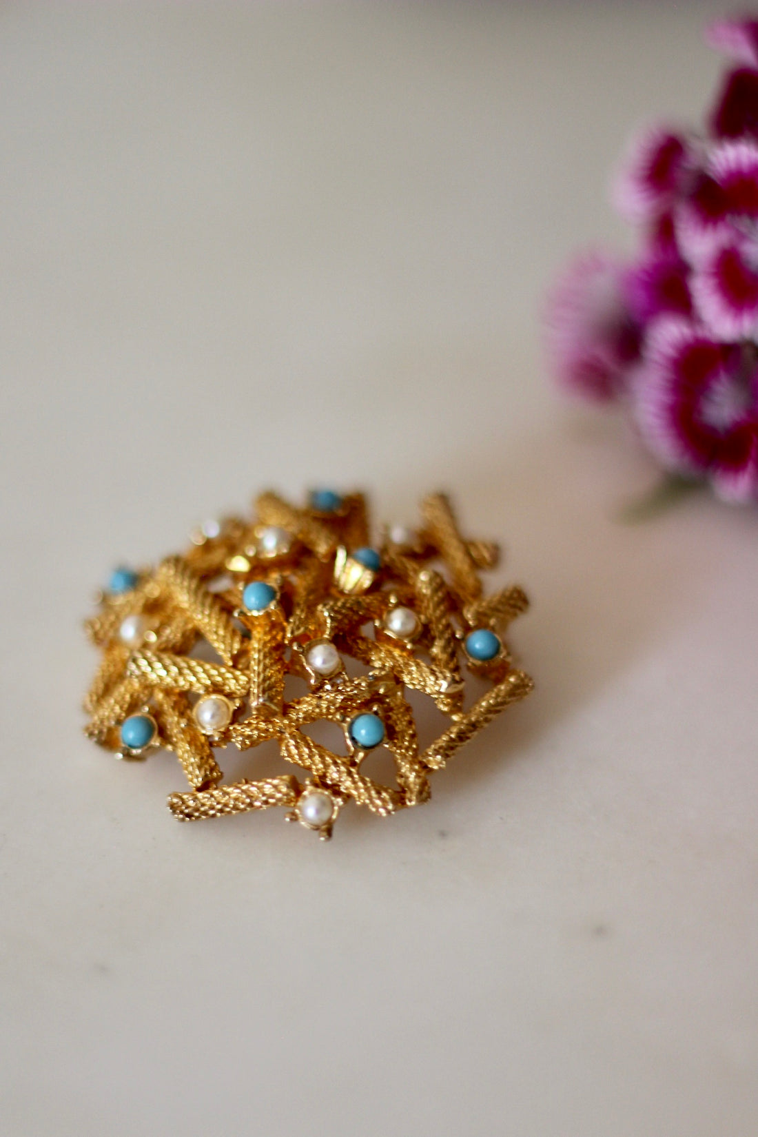 Broche vintage perles et turquoises