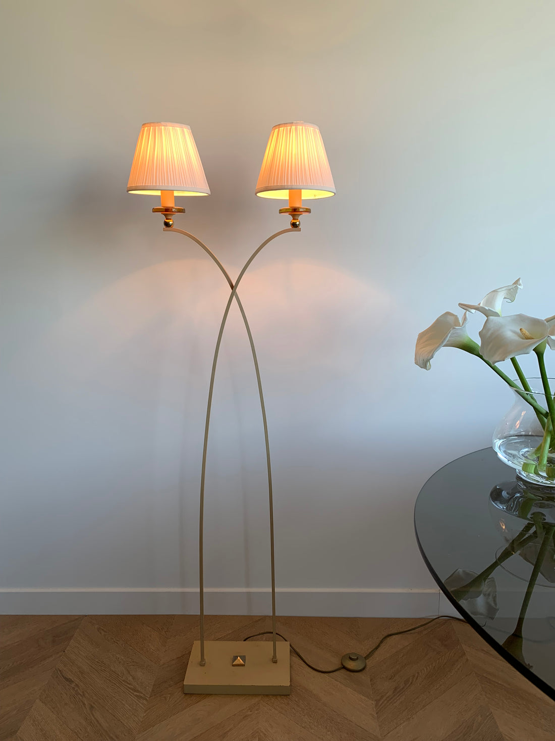 Lampadaire liseuse à deux feux (avec choix d'abat jour)