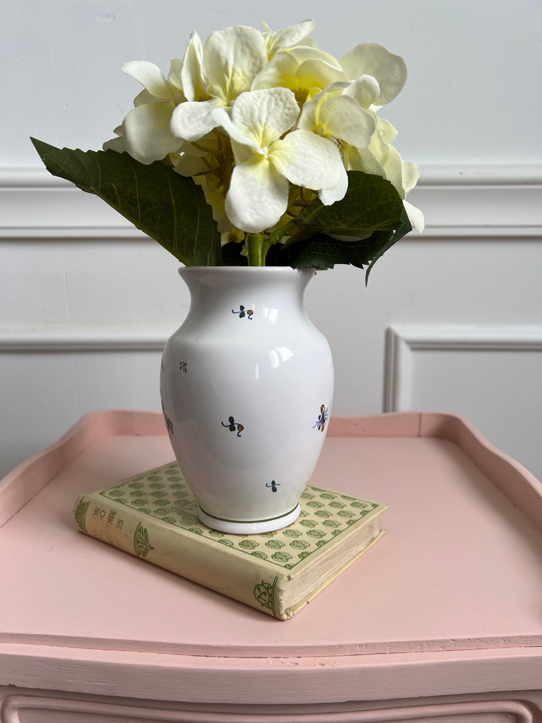 Vase Moustiers