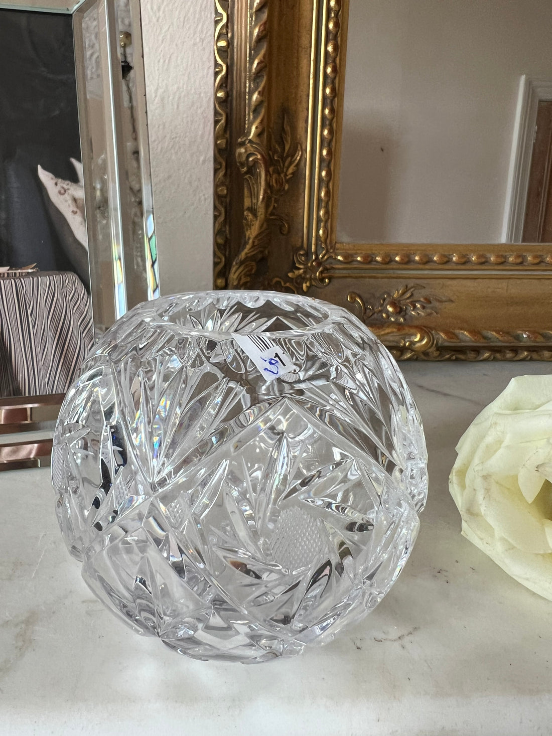 Vases boules en cristal