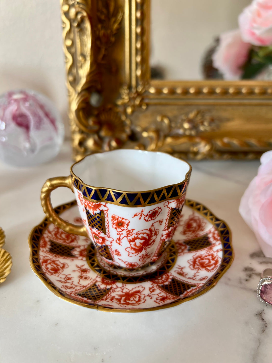 Tasse et sous-tasse Royal Crown Derby - Angleterre, 1920