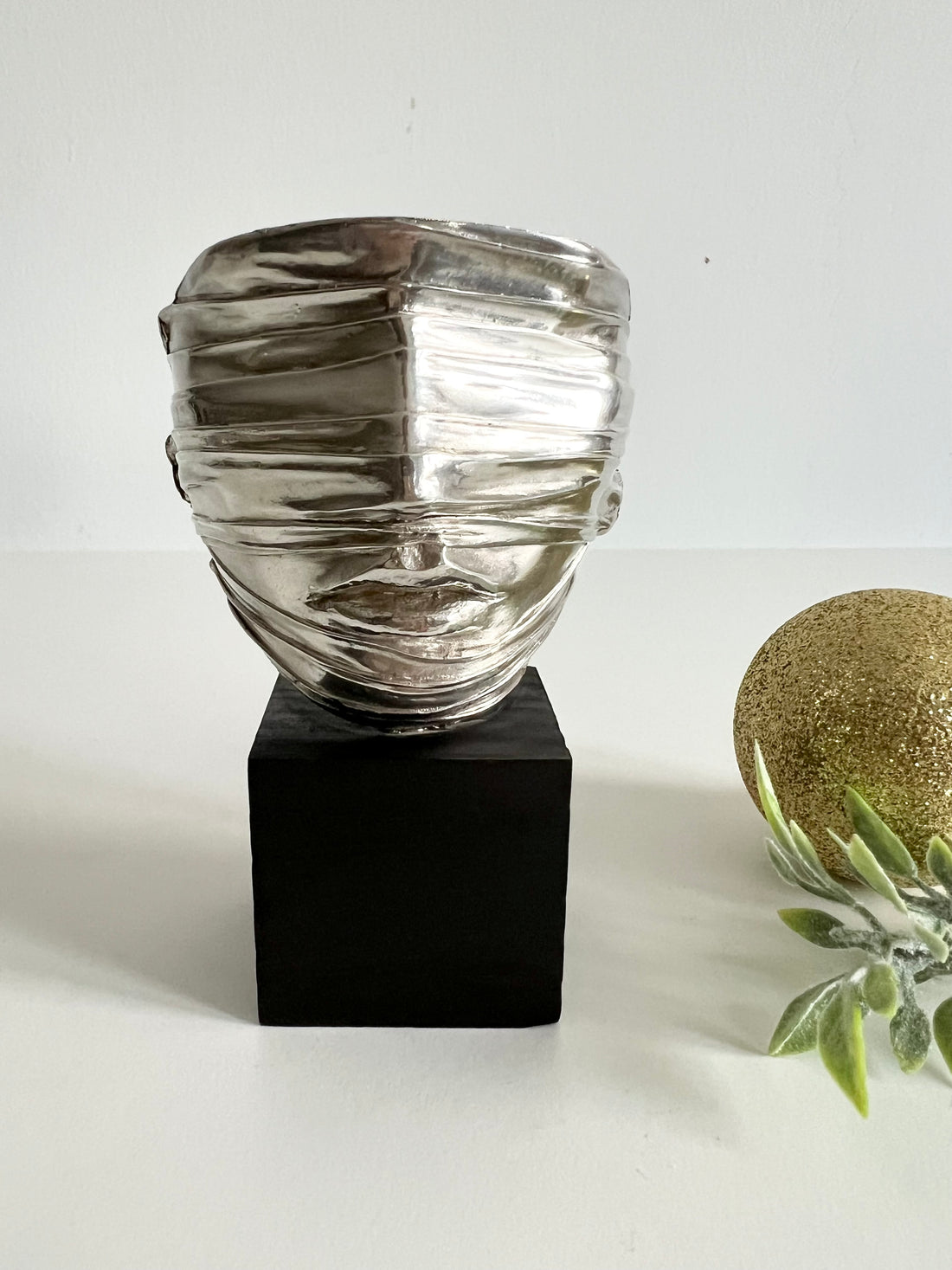 Sculpture Igor Mitoraj pour Christofle 1977 "Visage bandé"