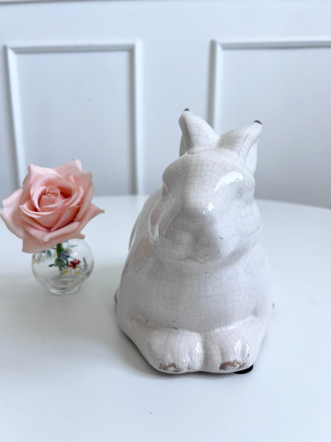 Lapin en faïence craquelée