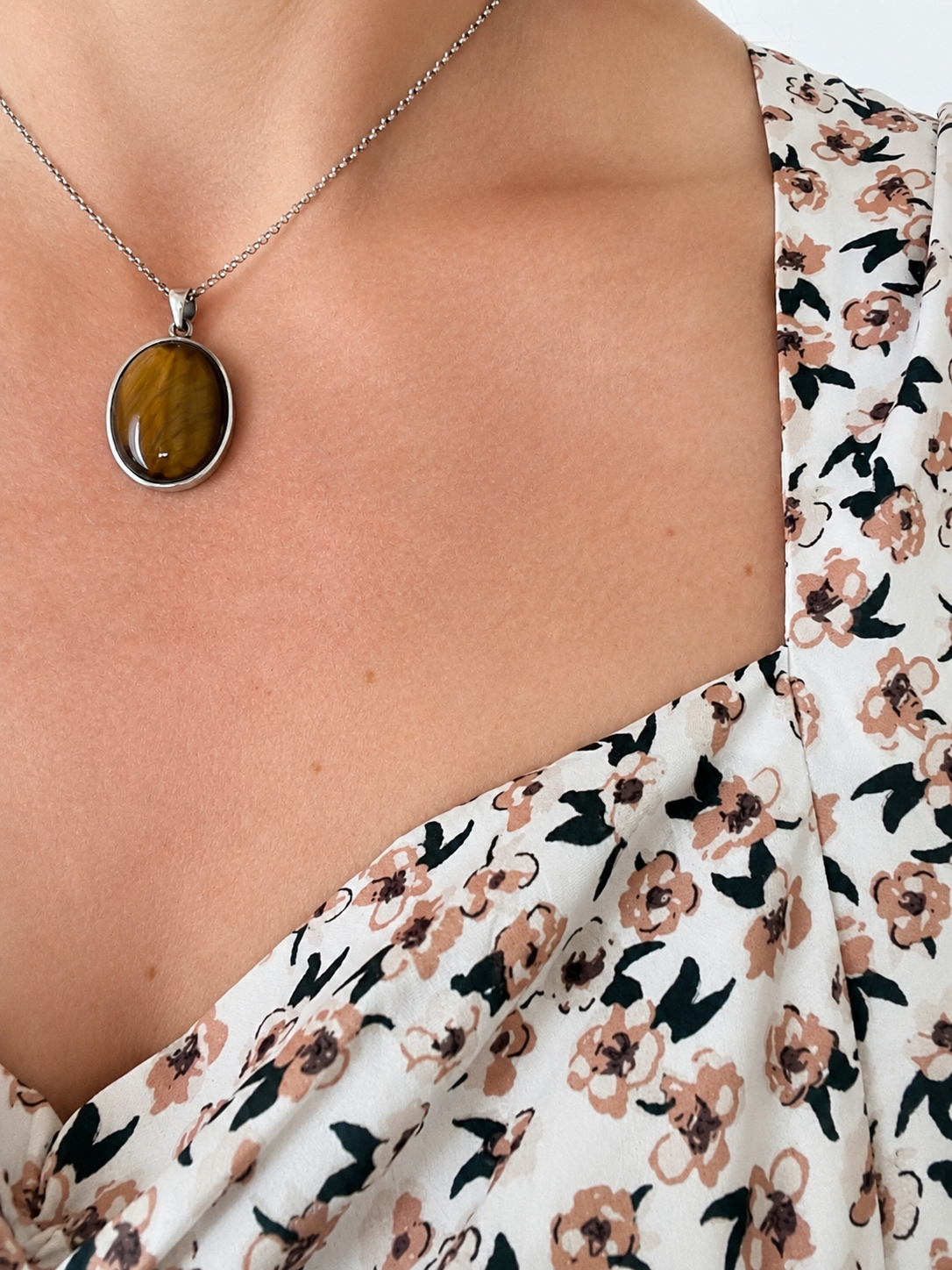Pendentif oeil de tigre et sa chaîne argent 925
