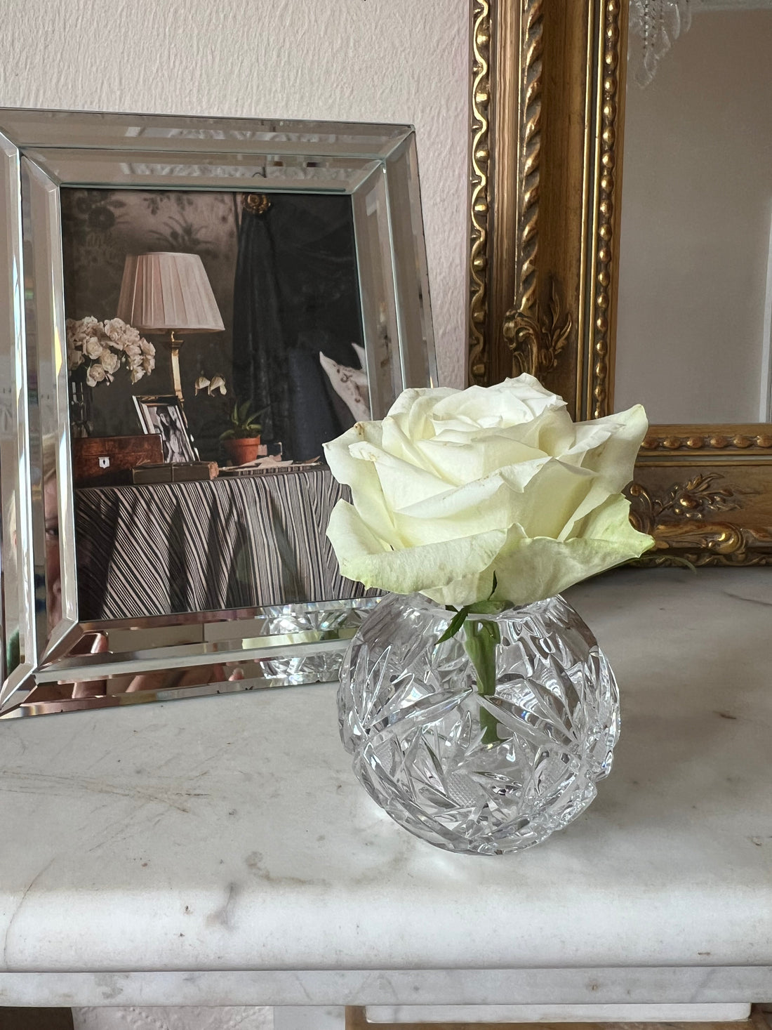 Vases boules en cristal