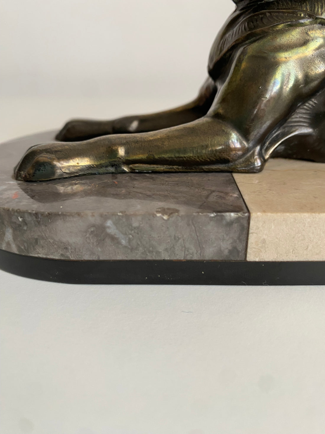 Sculpture d'alsacien sur marbre tricolore 1940