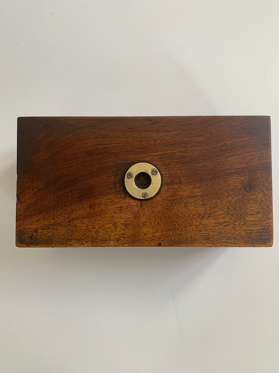 Boîte ancienne anglaise bois et laiton
