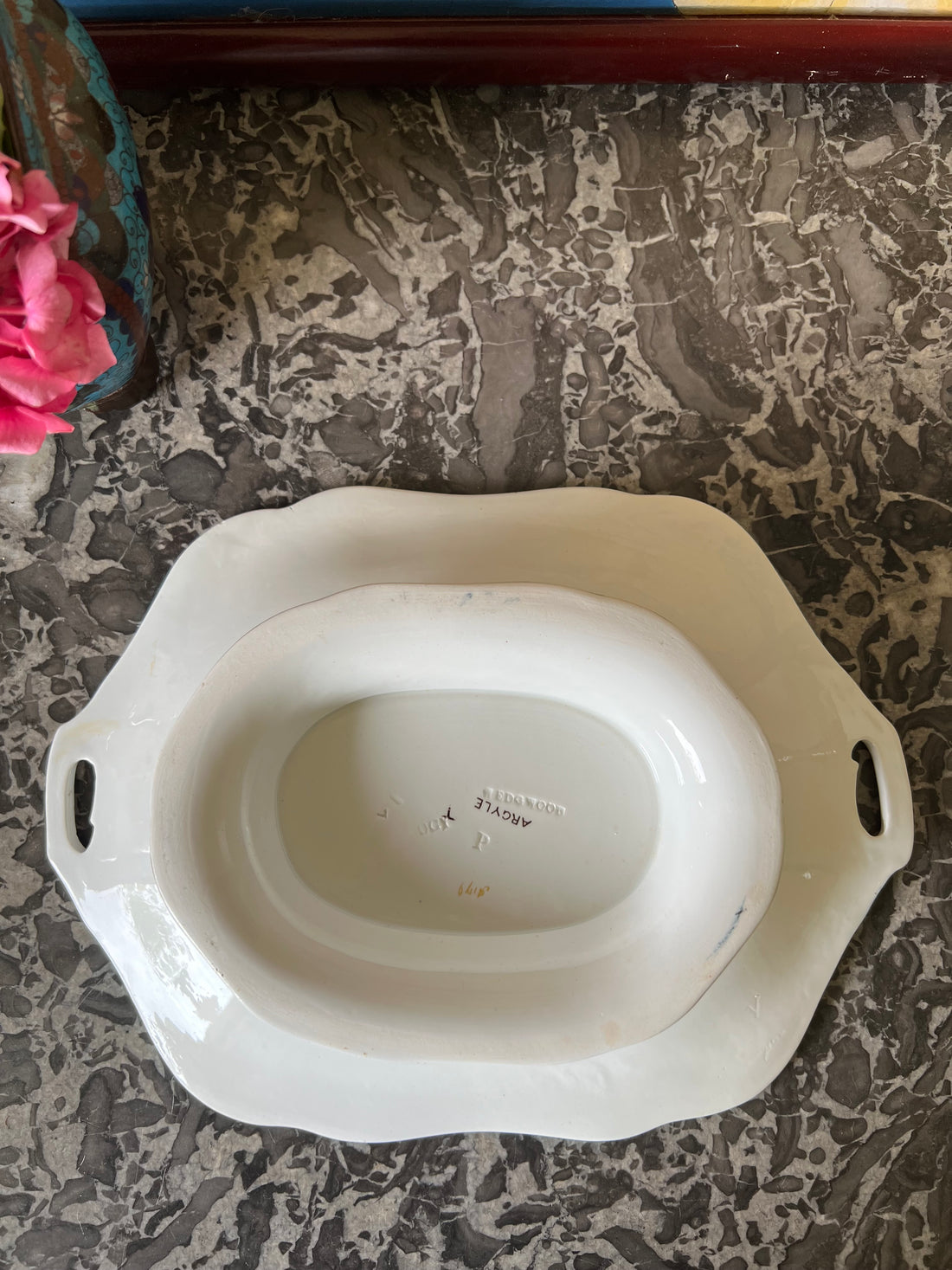 Plat Wedgwood Argyle fin XIXème