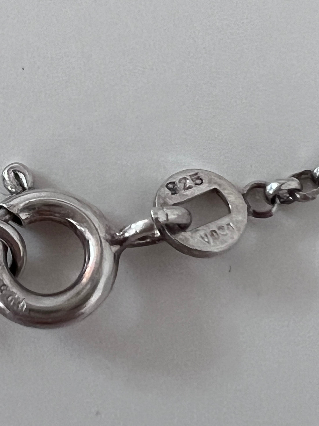 Pendentif oeil de tigre et sa chaîne argent 925