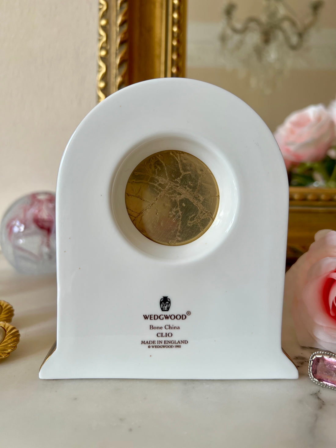 Horloge en porcelaine Wedgwood - Angleterre