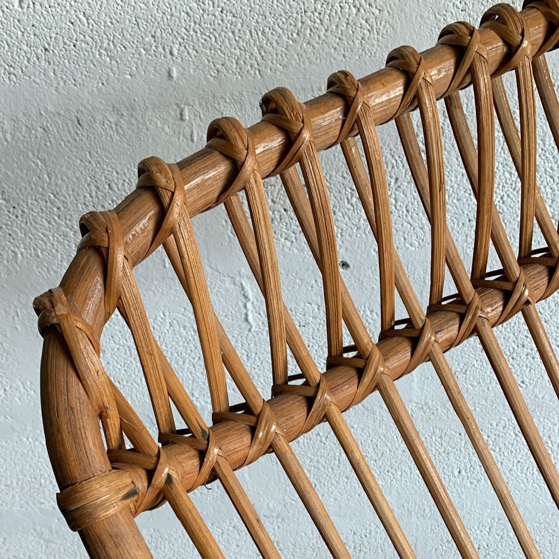 Rocking-chair en rotin vintage - livraison incluse