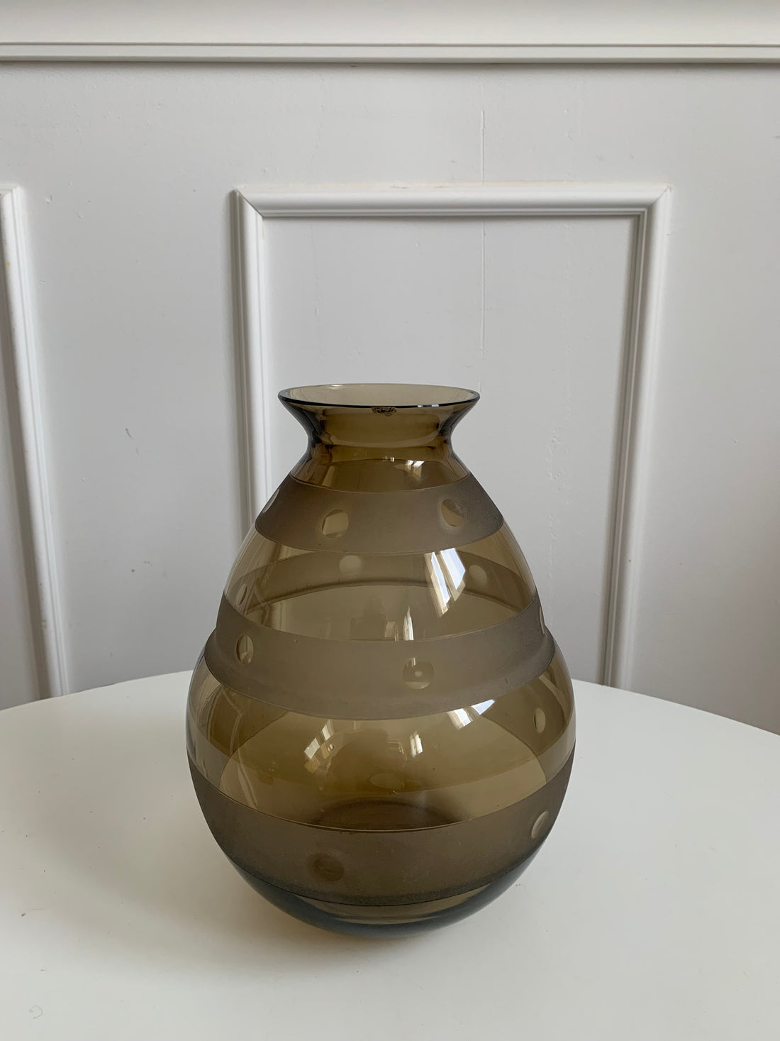 Vase Art Déco en verre fumé