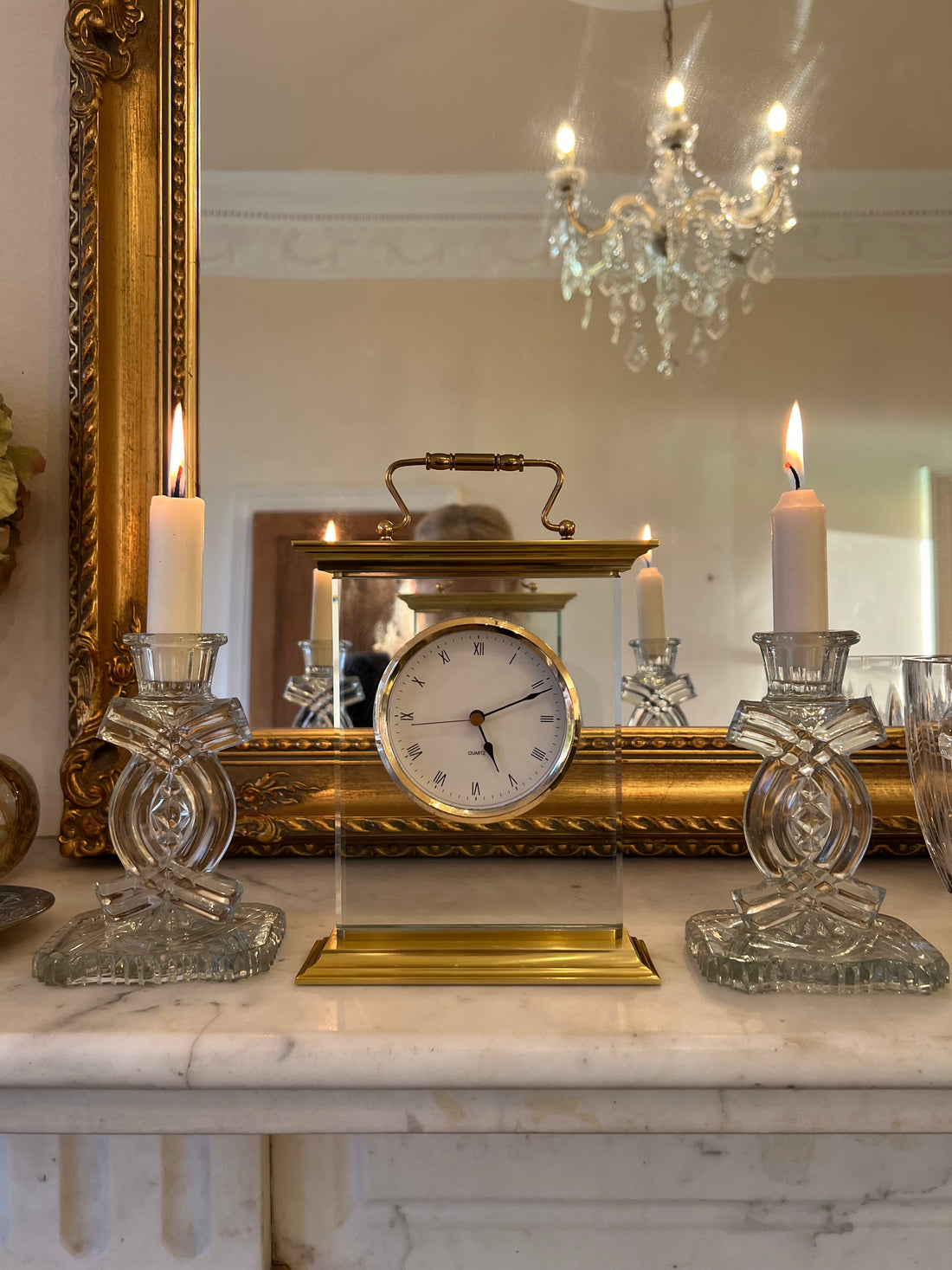 Paire de bougeoirs en verre vintage