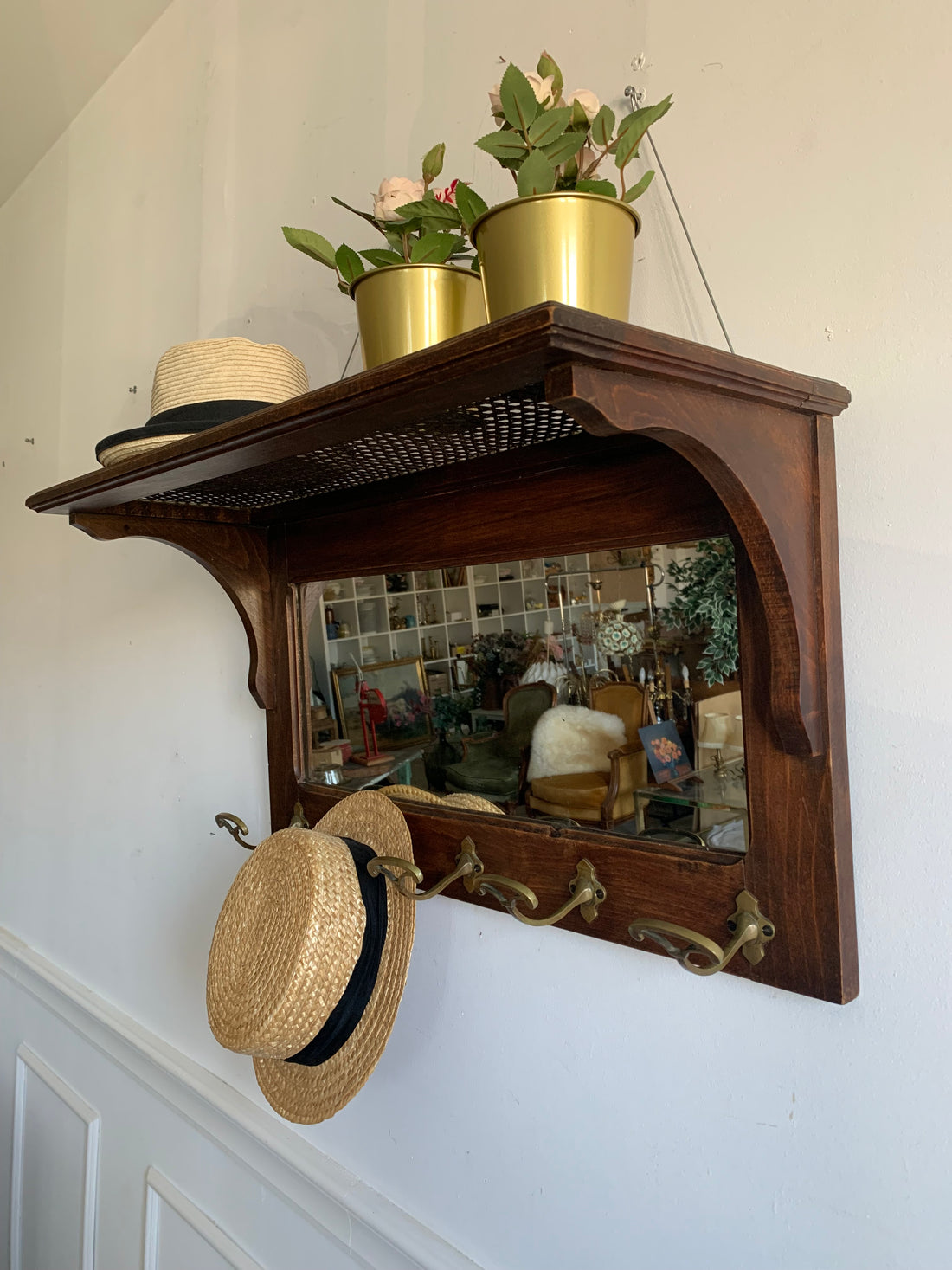 Porte-manteau miroir avec étagère cannée