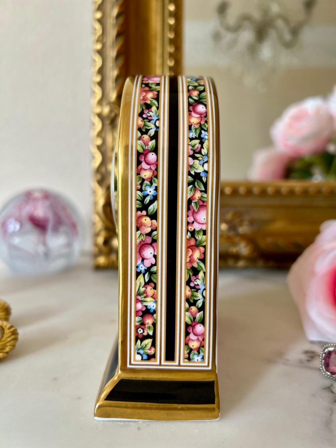Horloge en porcelaine Wedgwood - Angleterre