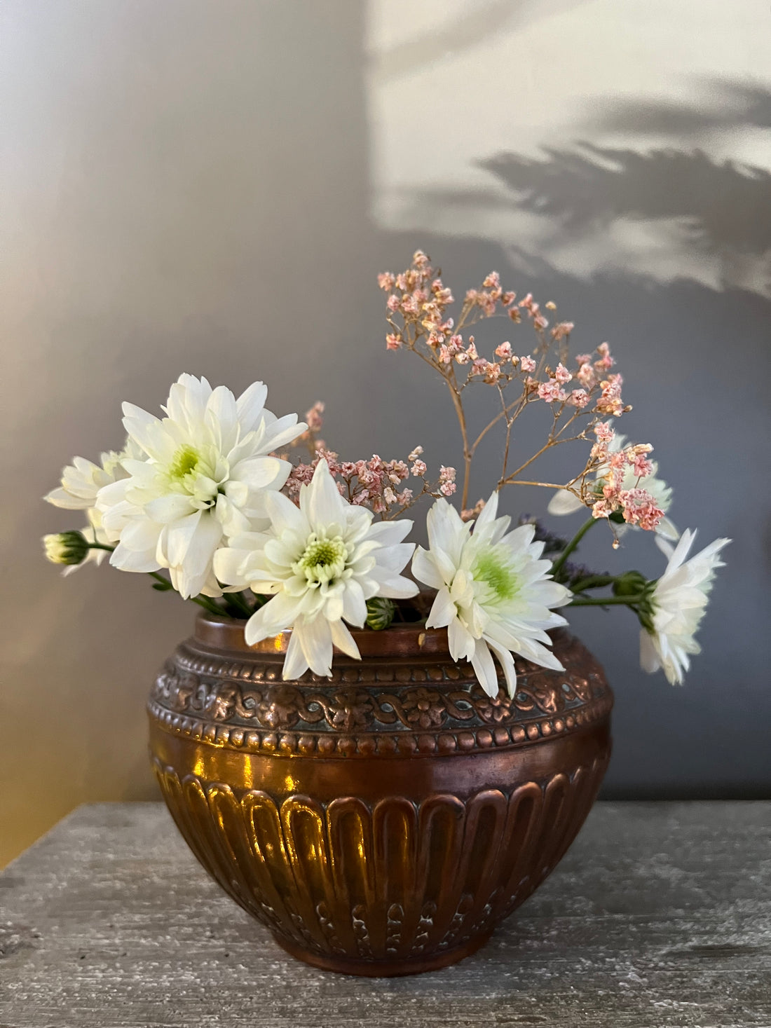 Cache-pot en faïence cuivrée Gustave De Bruyn 1910