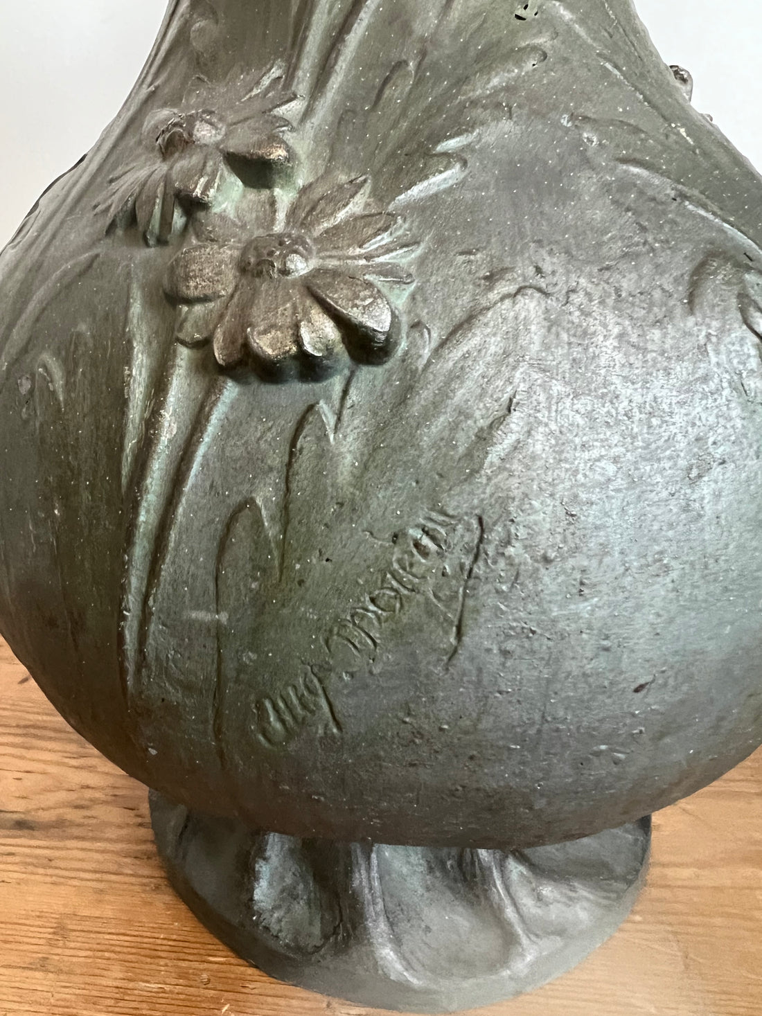 Paire de vases Auguste Moreau (livraison incluse)