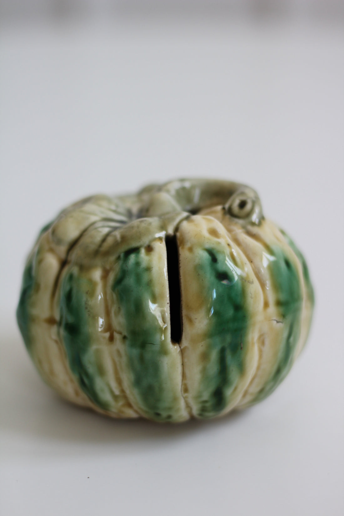 Courge tirelire en barbotine Gustave De Bruyn, Lille-Fives 1890-1900