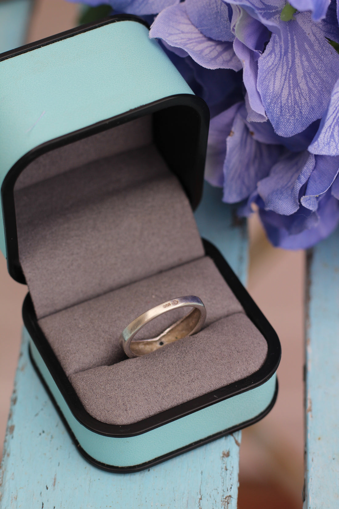 Bague argent 925 et pierre noire facettée avec écrin