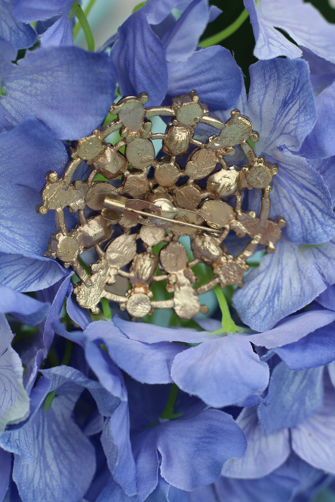 Broche rosace vintage esprit couture