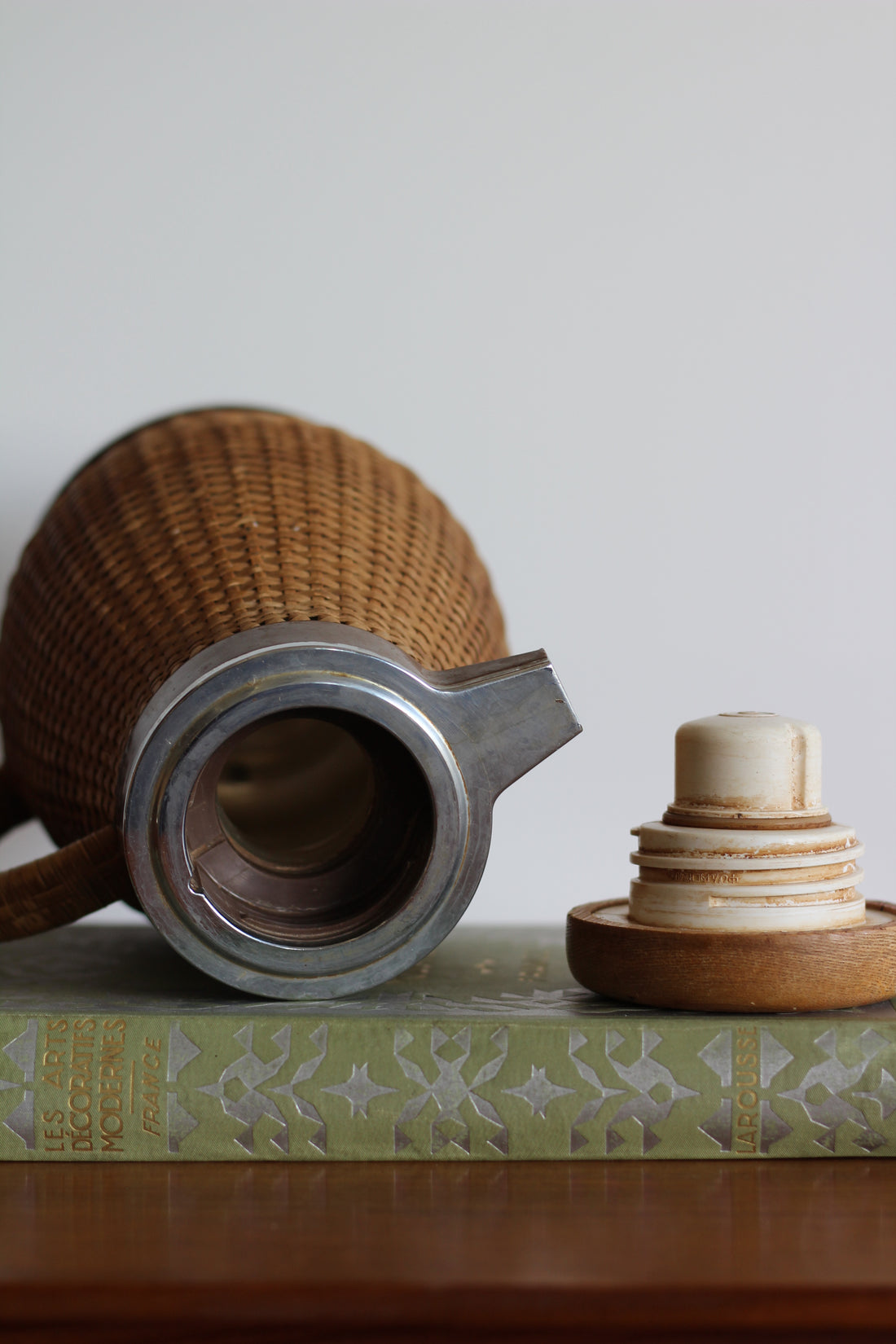Thermos japonais Zojirushi en rotin vintage, années 70