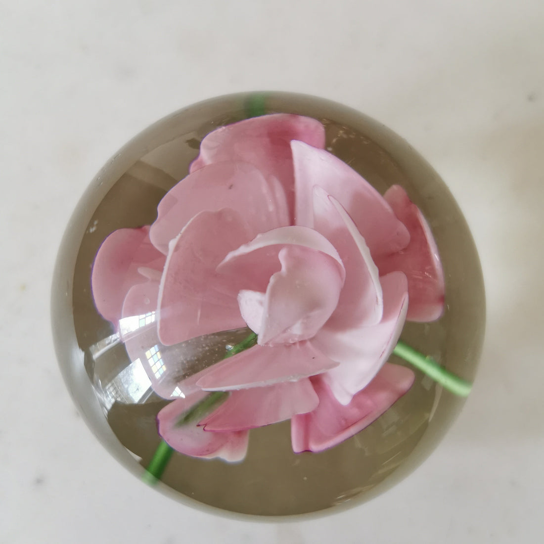 Presse papier à la rose