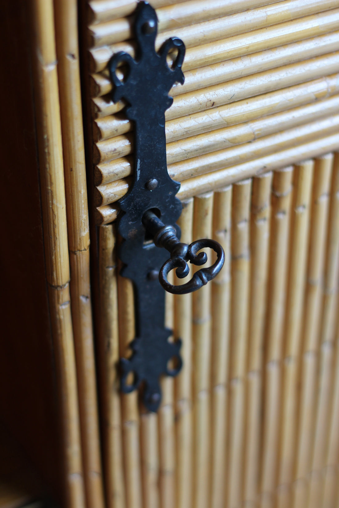 Enfilade vintage 181 cm en rotin et bambou années 1950-1960