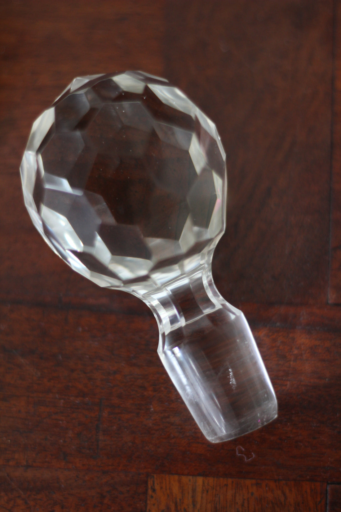 Carafe anglaise en cristal taillé damier - Angleterre, années 1930-1950