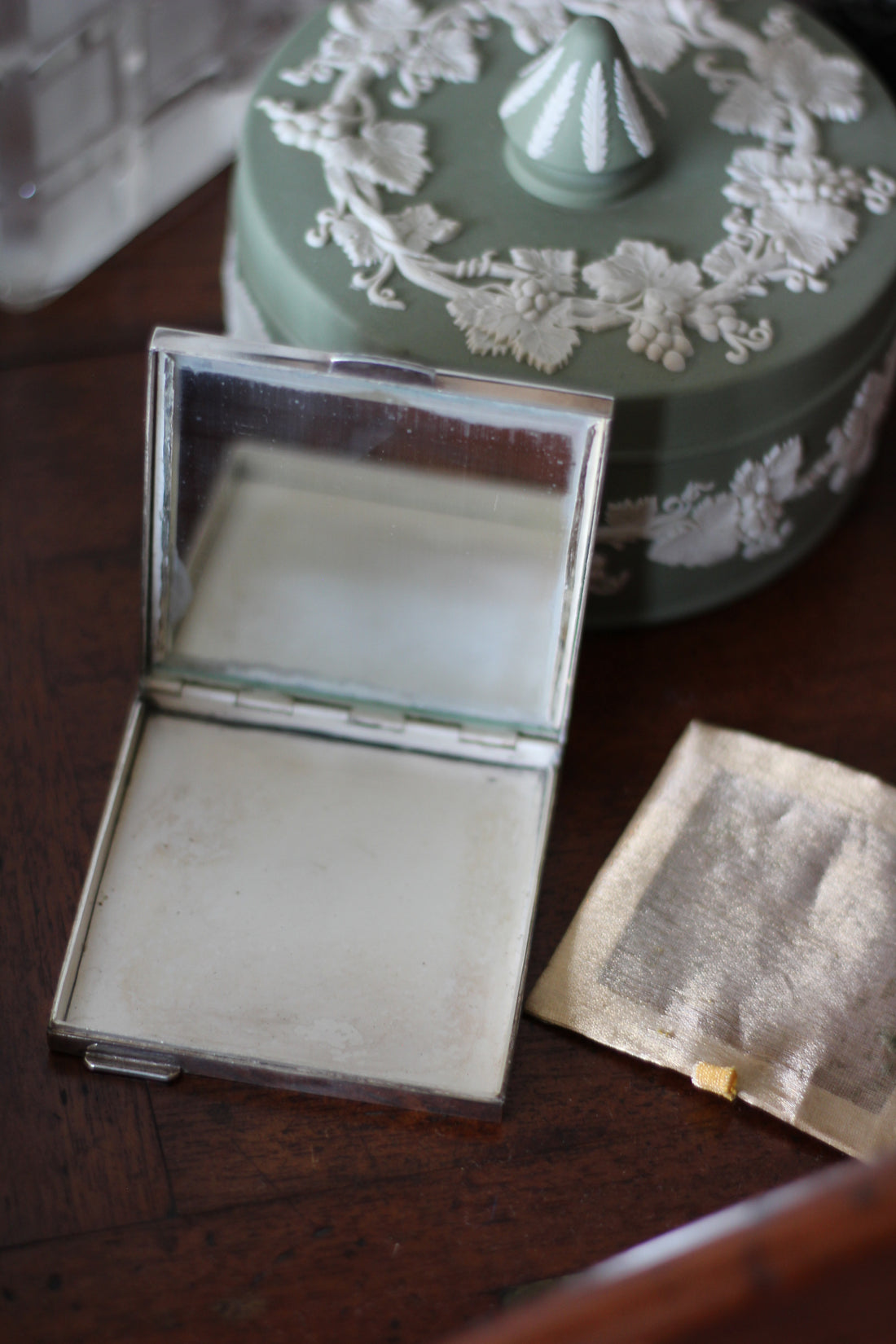 Poudrier miroir de sac années 50