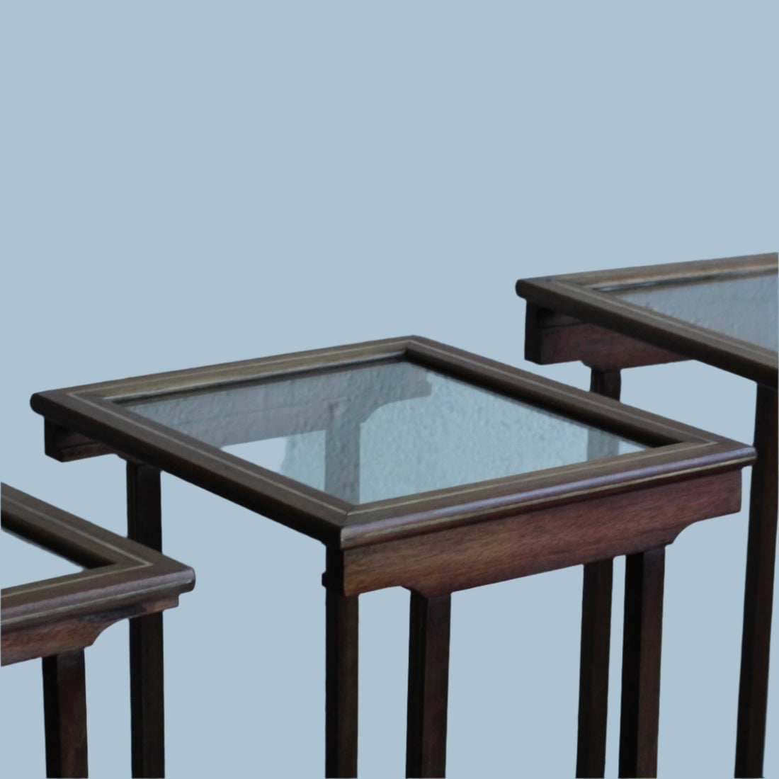 Tables gigognes 1900