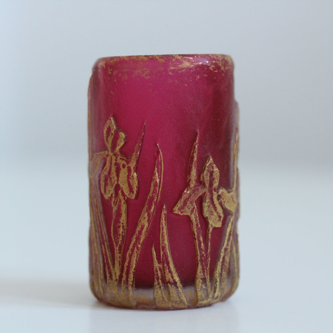 Vase miniature Daum Nancy aux iris
