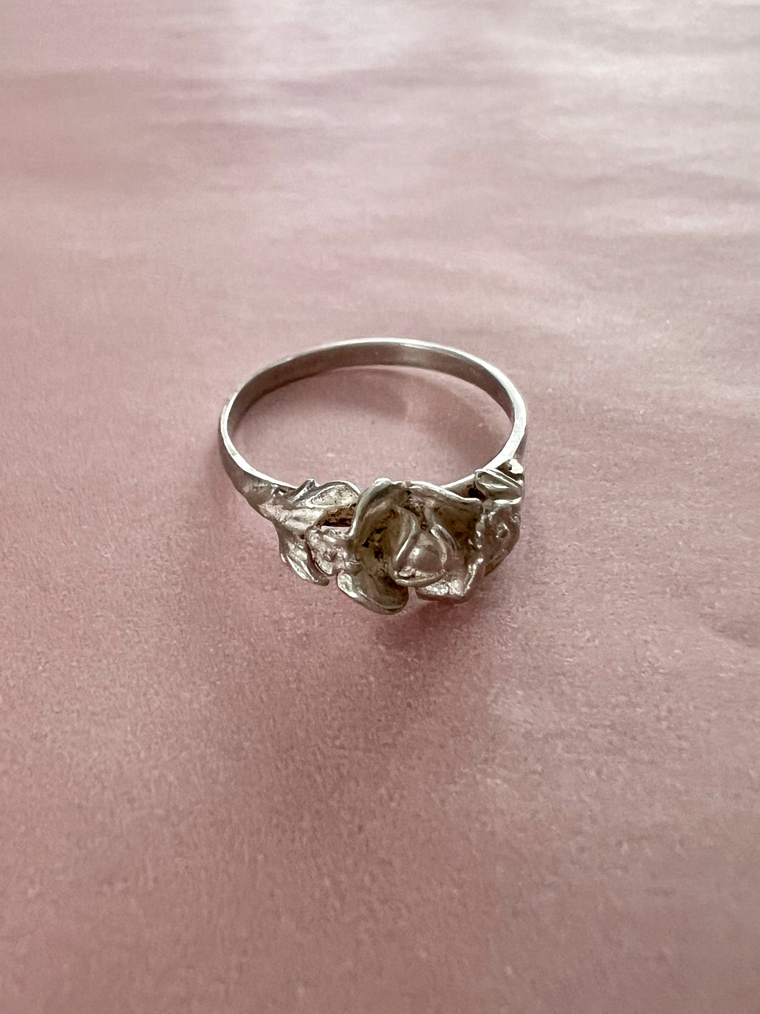 Ensemble de 4 trésors argentés - Angleterre - 1887, 1900 et XXème