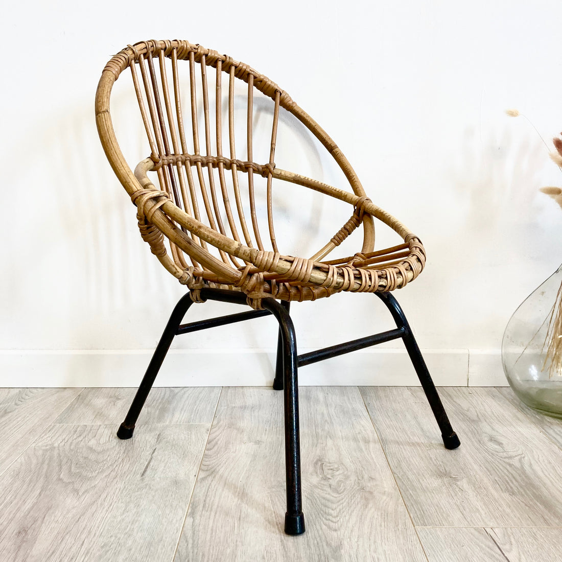 Fauteuil en rotin vintage pour enfants