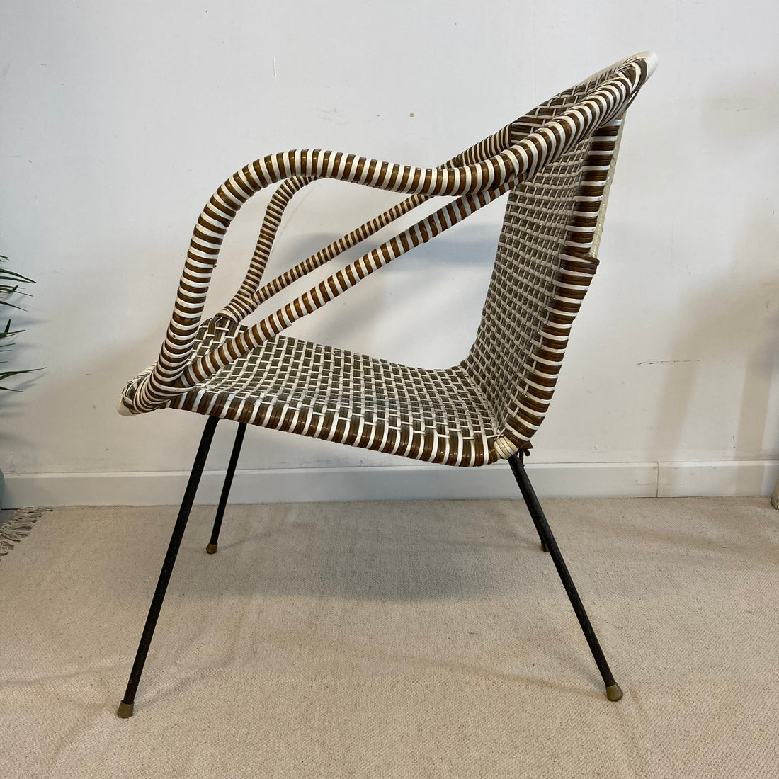 Fauteuil scoubidou vintage Londres 1960